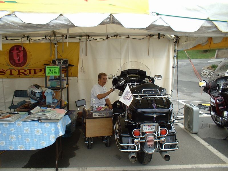 hoot0311.jpg